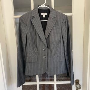 Brand: Loft ✨ Size: 2 ✨ Color: Gray